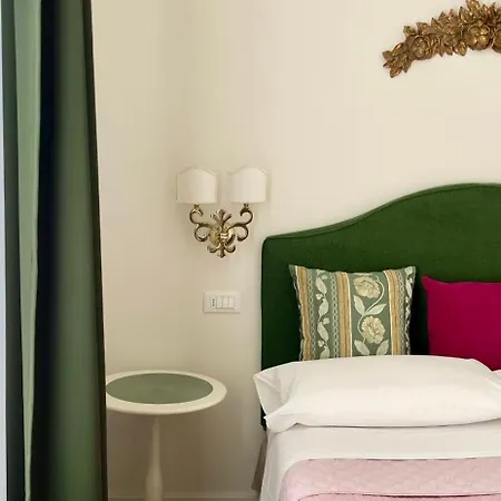 Pensión Castelfiore 3*