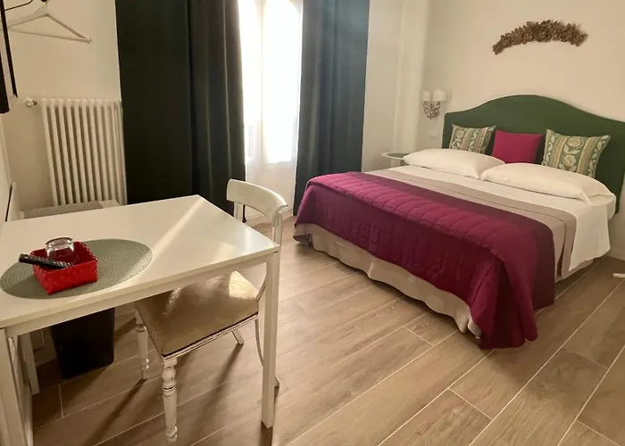 Castelfiore Pensionat 3*