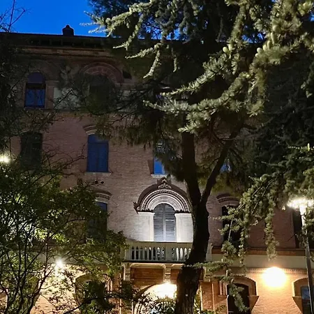 Pensjonat Castelfiore 3*