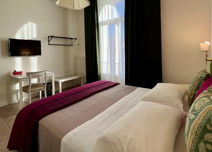 Πανσιόν Castelfiore 3*